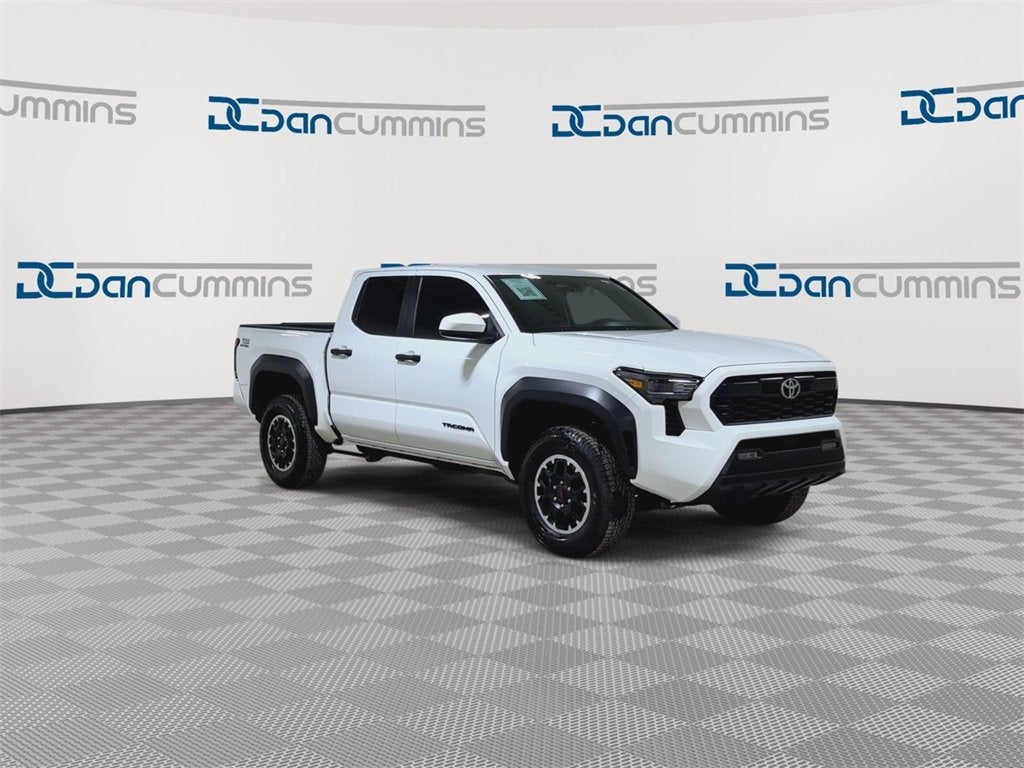 2025 Toyota Tacoma 4WD SR