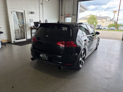 2017 Volkswagen Golf GTI S