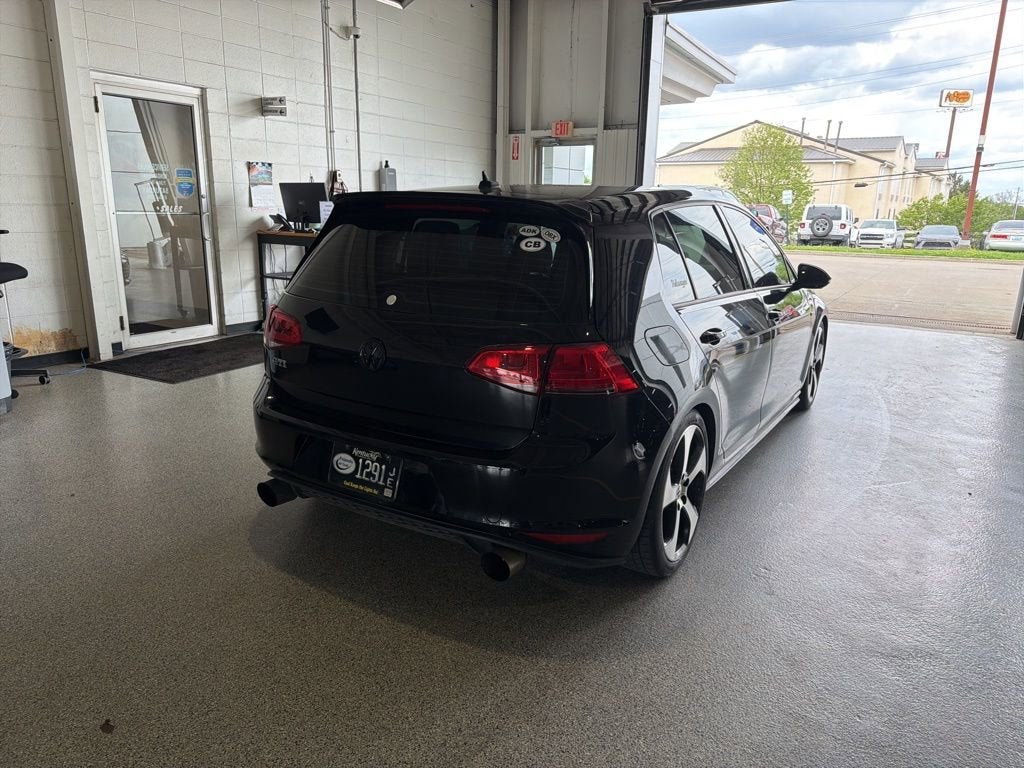 2017 Volkswagen Golf GTI S