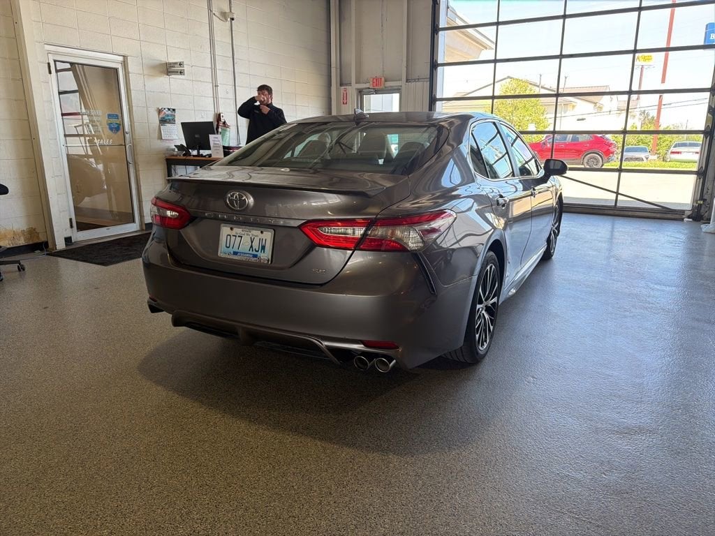 2018 Toyota Camry LE