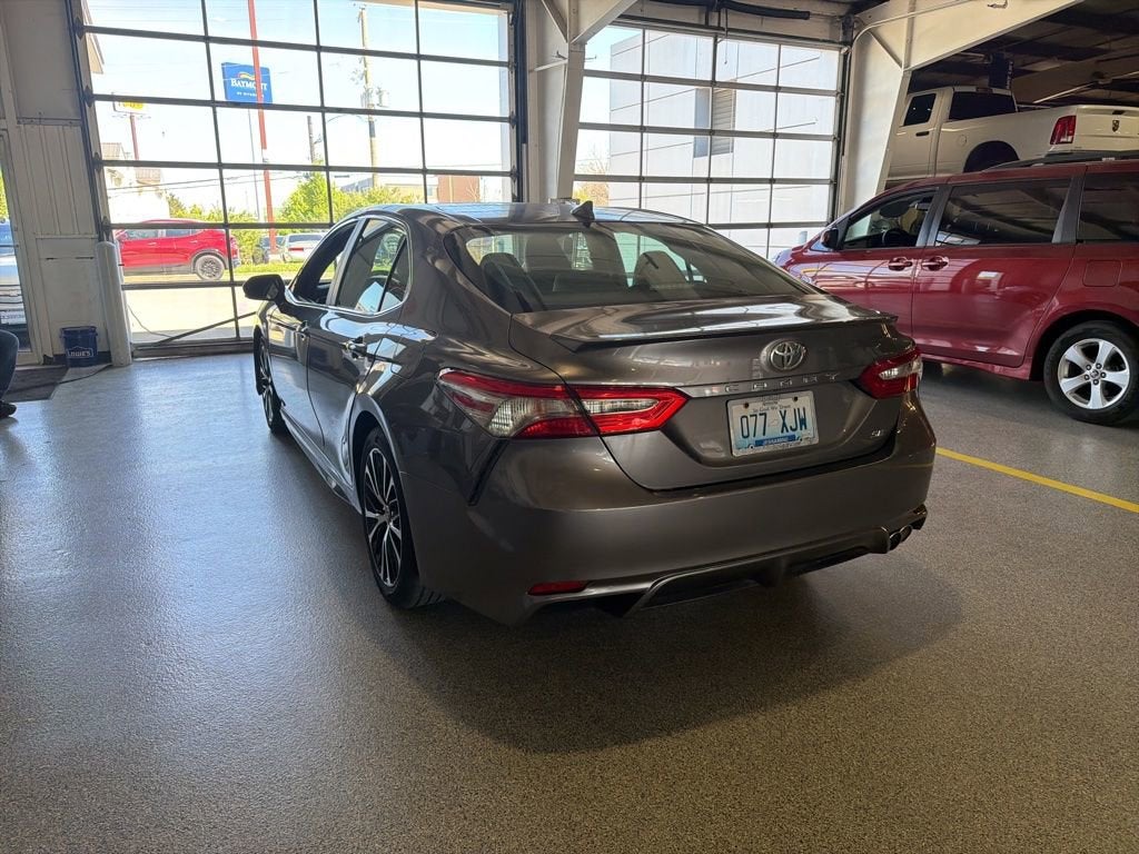 2018 Toyota Camry LE