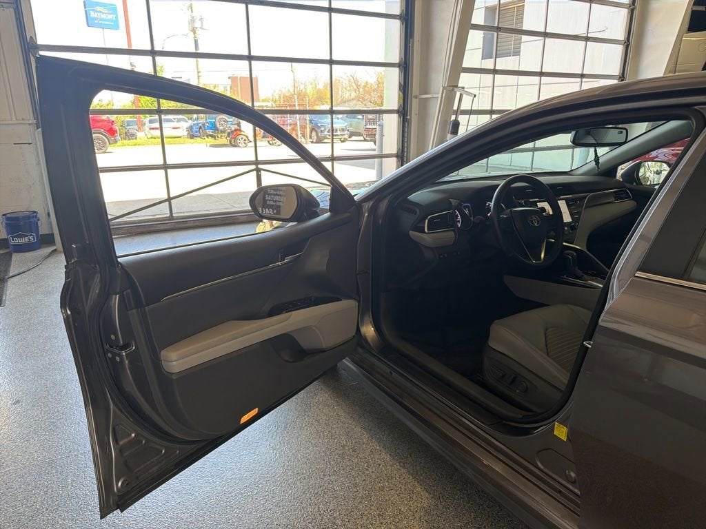 2018 Toyota Camry LE