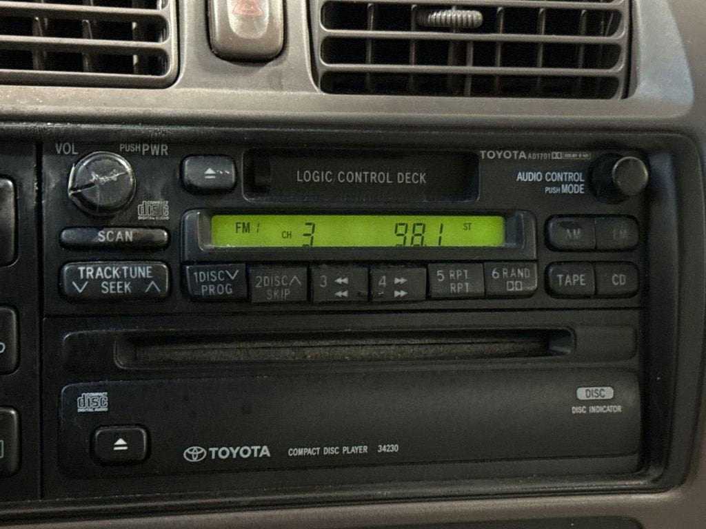 1998 Toyota Avalon XL