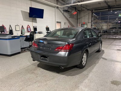 2010 Toyota Avalon XL