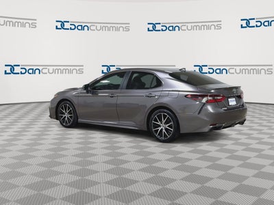 2022 Toyota Camry SE