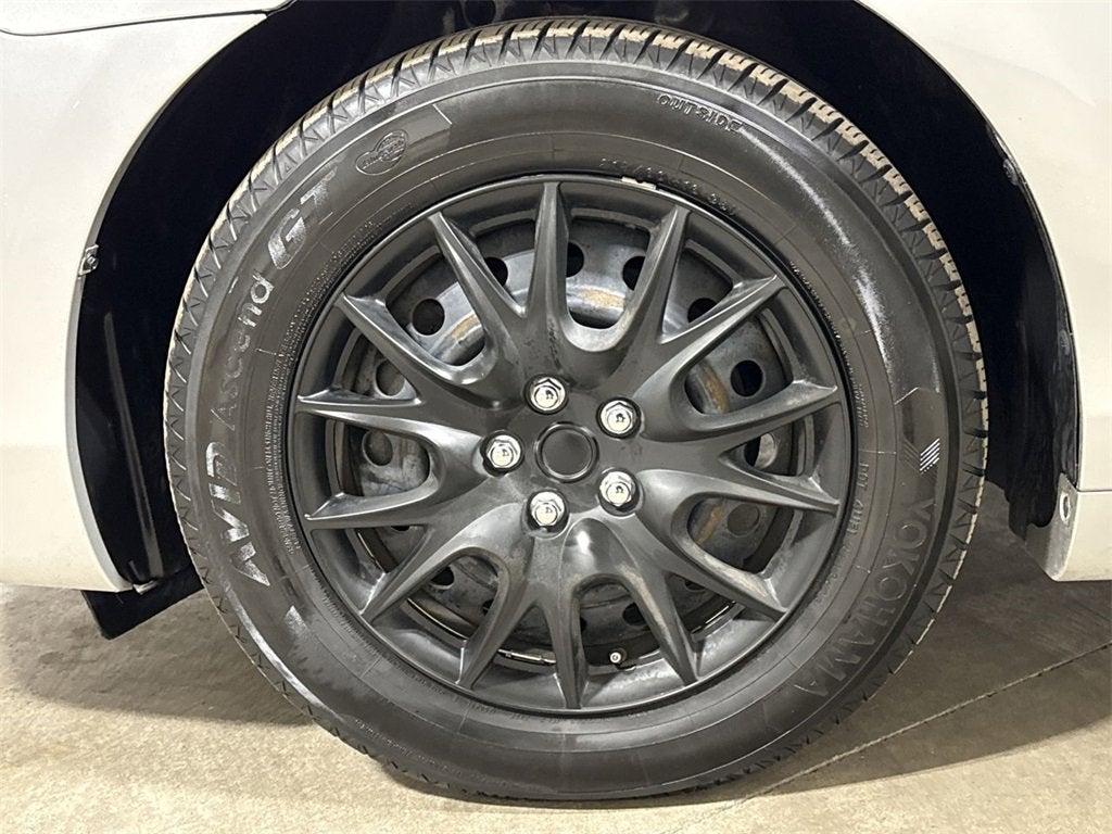 2011 Toyota Camry LE