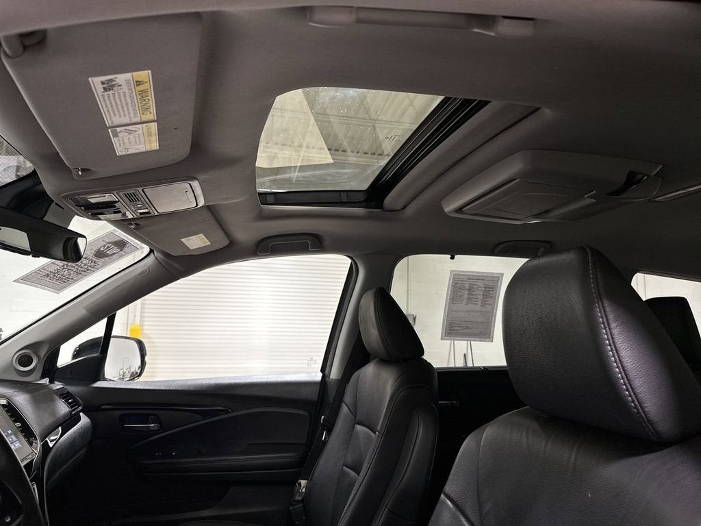 2022 Honda Pilot Touring 7-Passenger