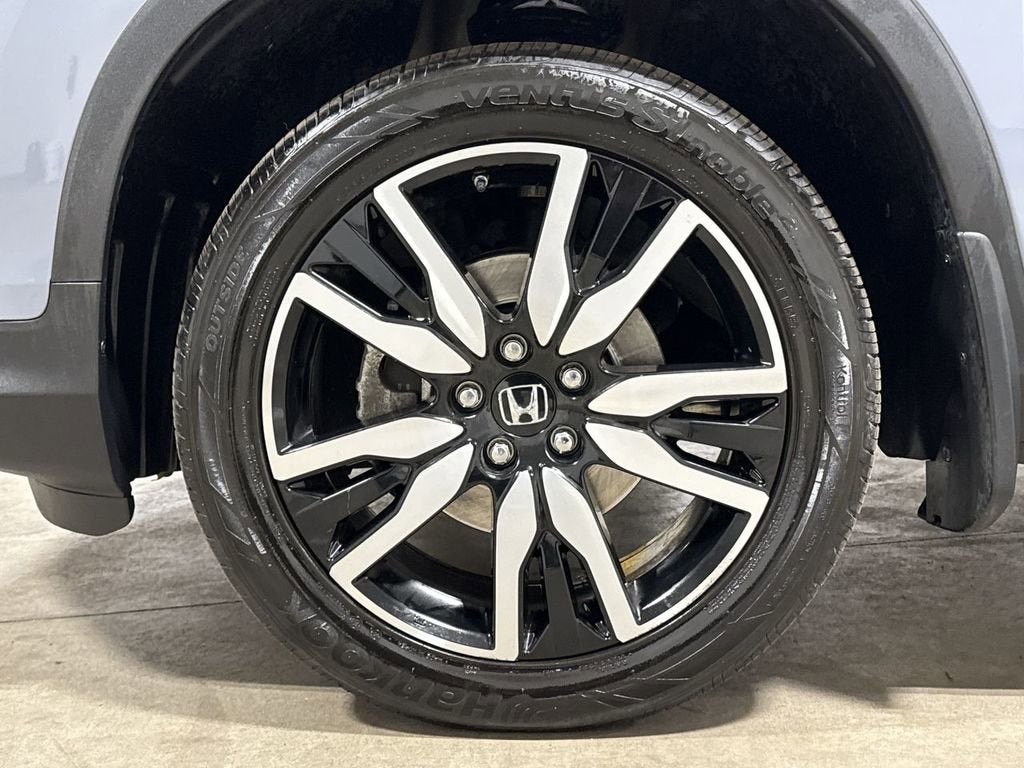 2022 Honda Pilot Touring 7-Passenger