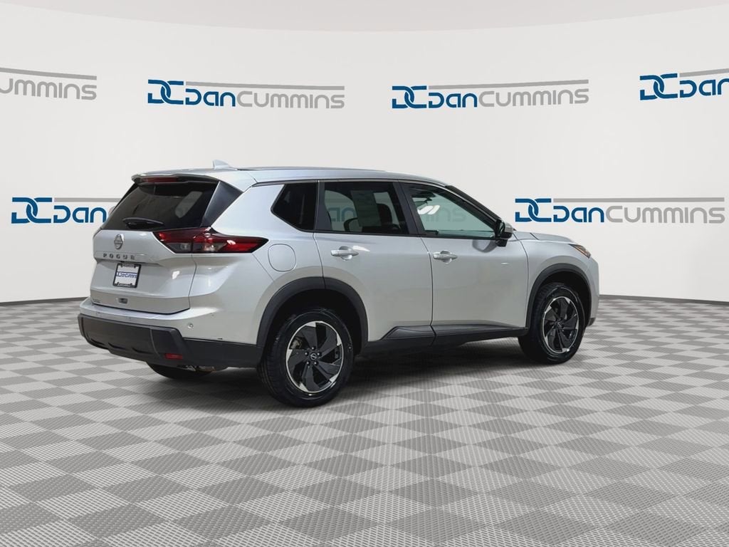 2025 Nissan Rogue SV