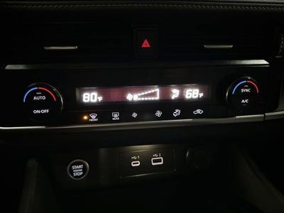 2022 Nissan Rogue SV