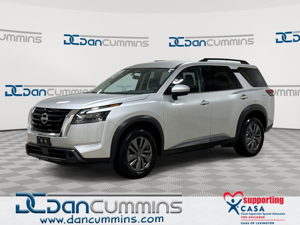 2024 Nissan Pathfinder SV