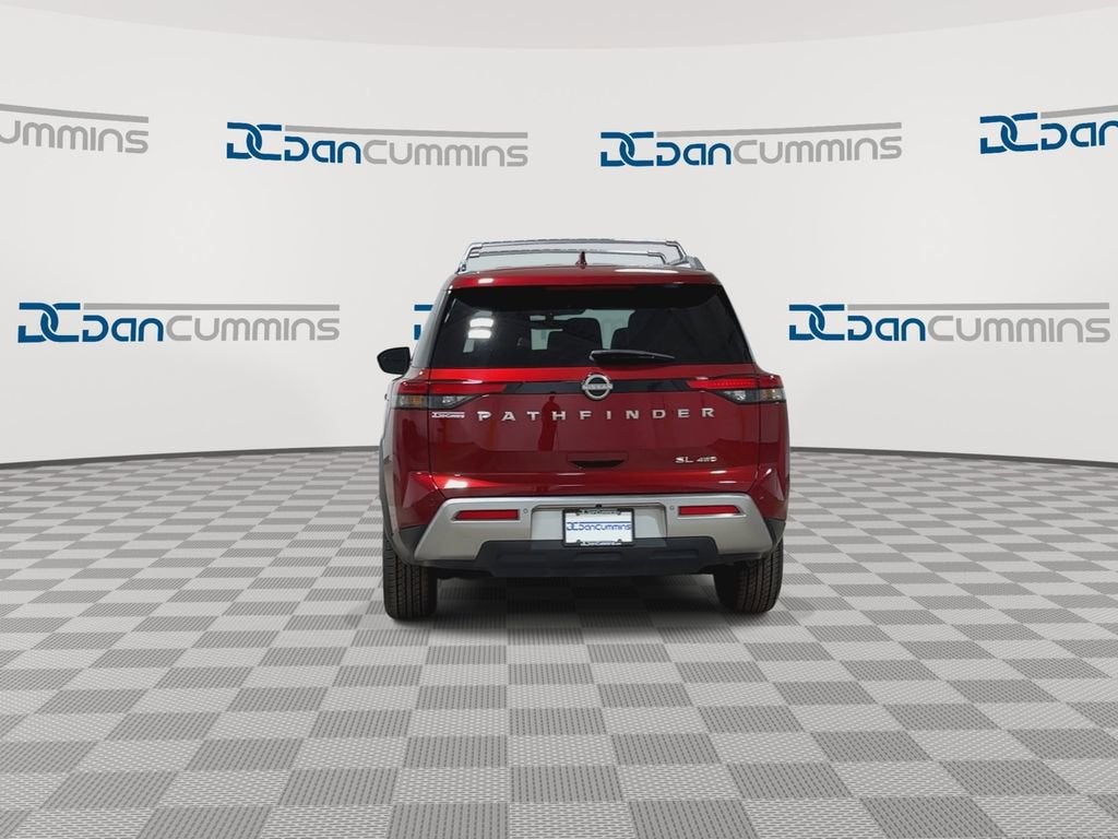 2023 Nissan Pathfinder SL