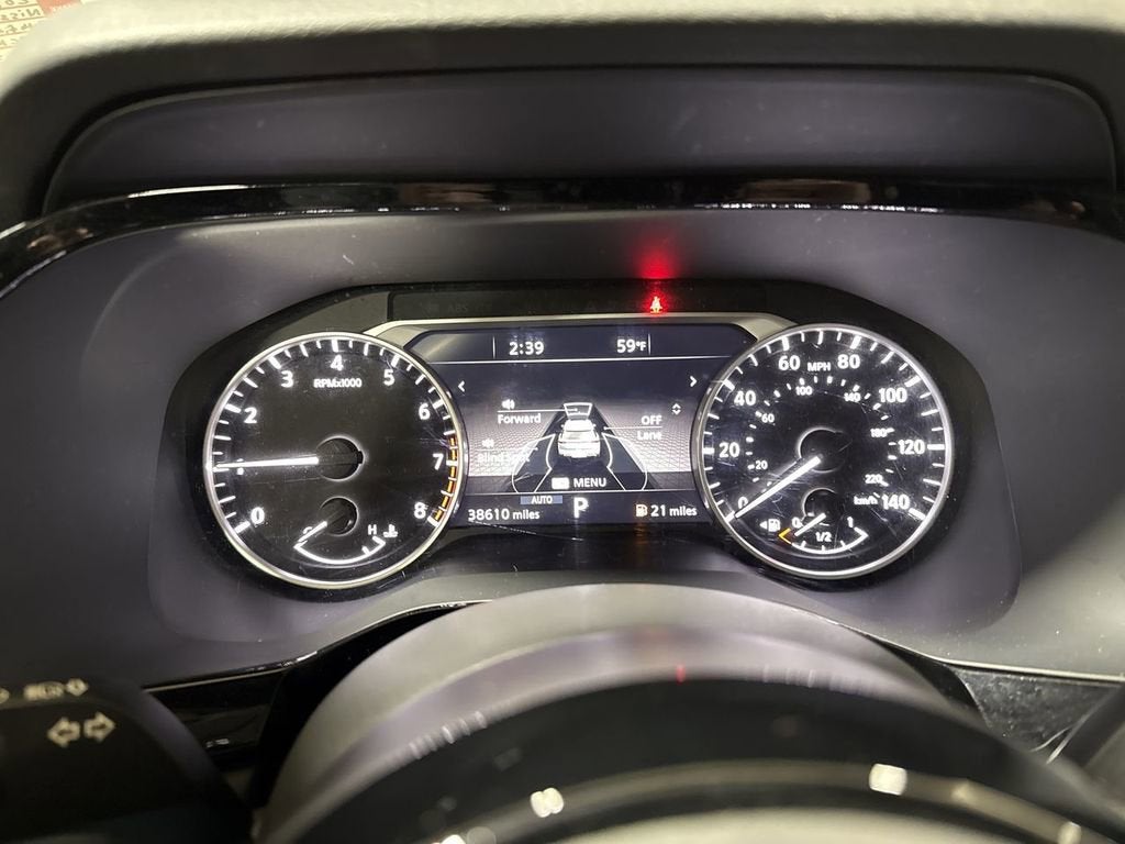 2022 Nissan Pathfinder SL