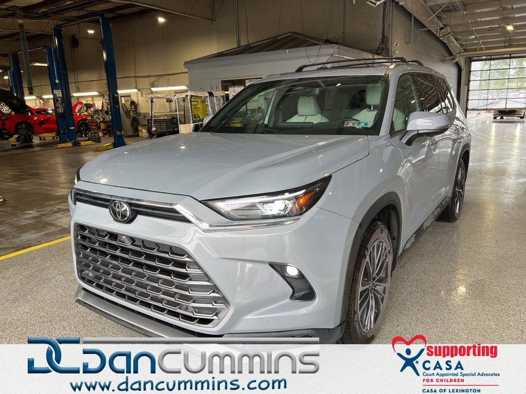 2026 Toyota Grand Highlander Hybrid MAX Platinum AWD's photo