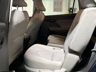 2023 Toyota Highlander Hybrid LE