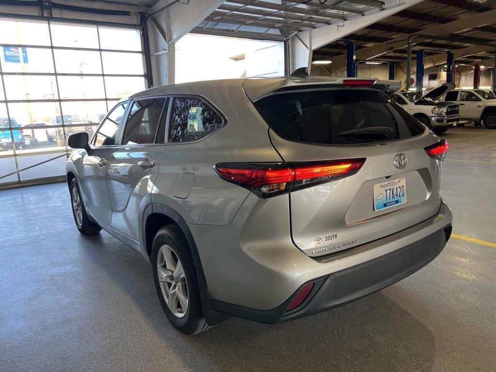 2023 Toyota Highlander L