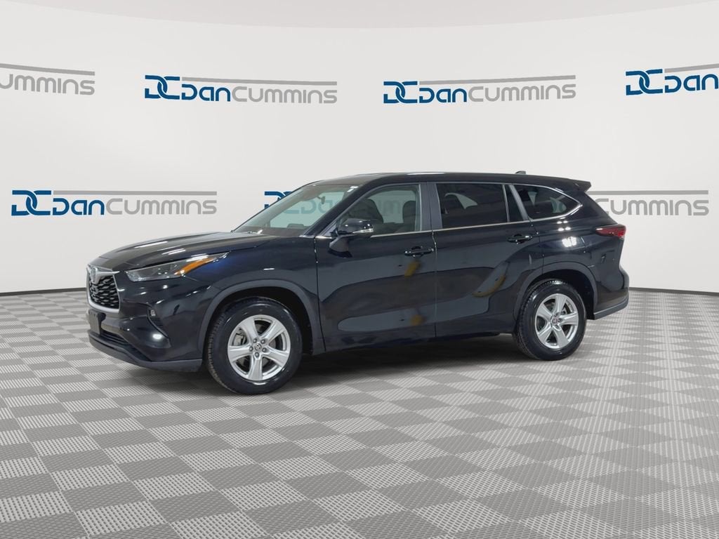 2024 Toyota Highlander LE