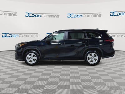 2024 Toyota Highlander LE