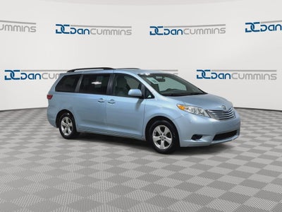 2016 Toyota Sienna LE AAS