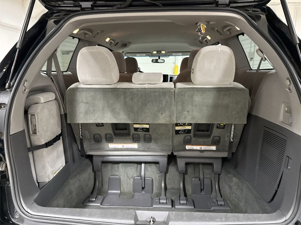 2015 Toyota Sienna LE AAS