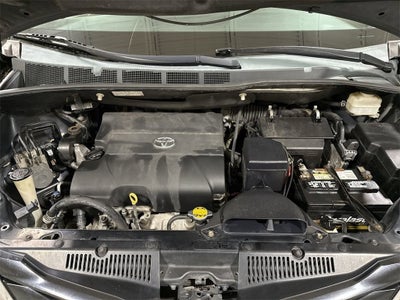 2015 Toyota Sienna LE AAS