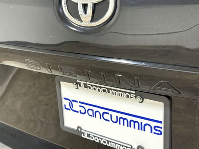 2015 Toyota Sienna LE AAS