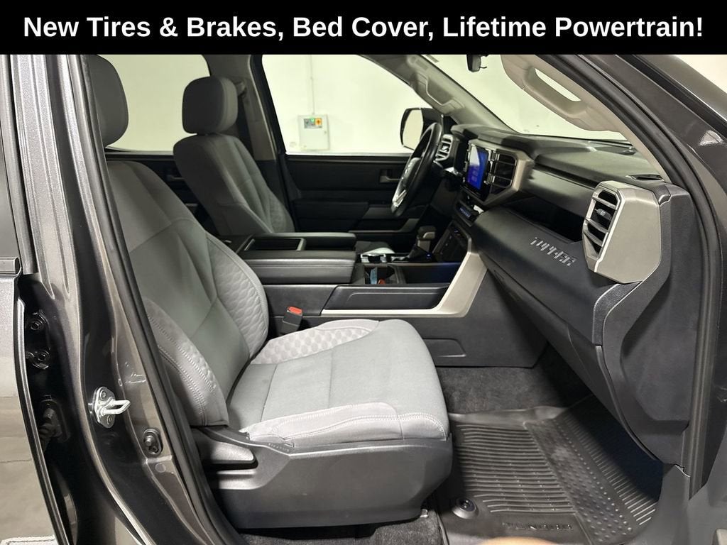 2024 Toyota Tundra 4WD SR5