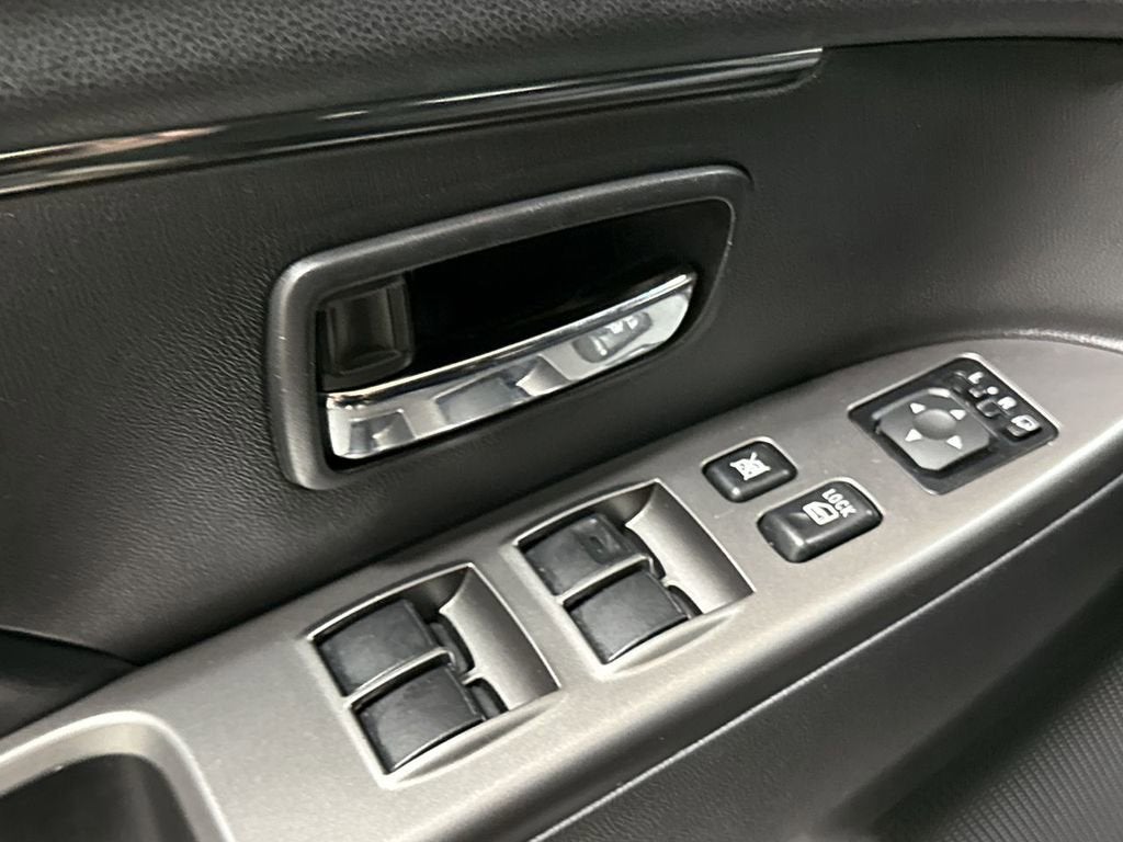 2025 Mitsubishi Outlander Sport S