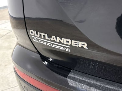 2022 Mitsubishi Outlander ES