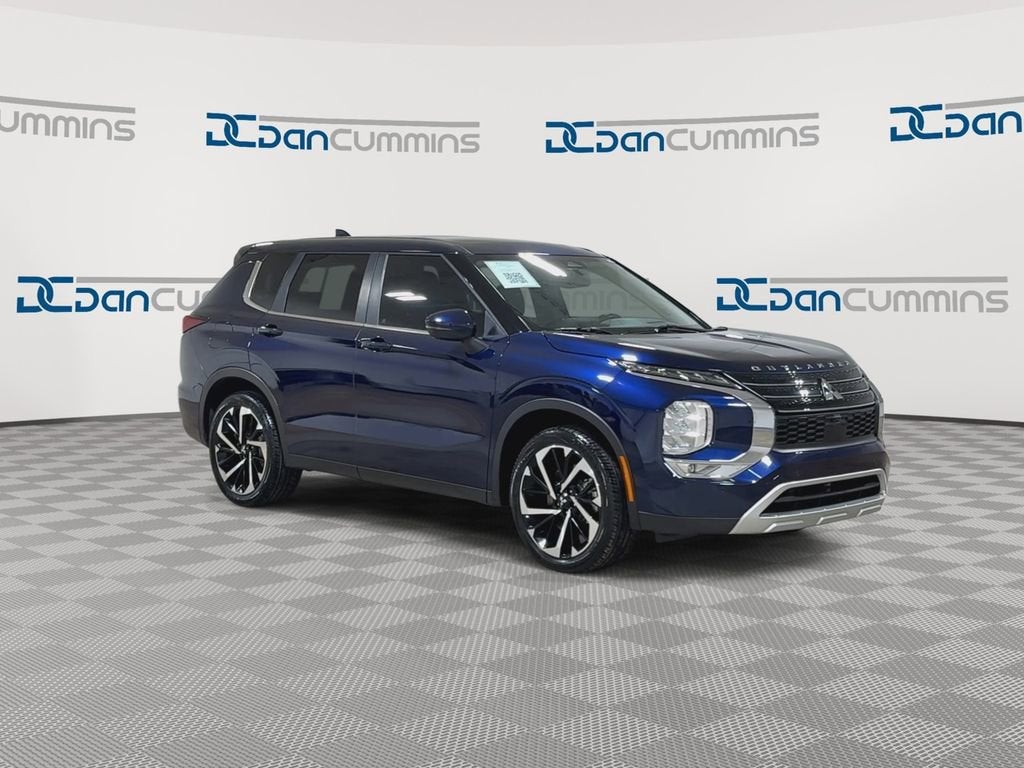 2024 Mitsubishi Outlander SE