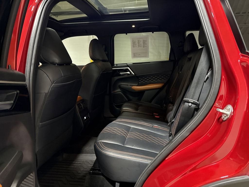 2024 Mitsubishi Outlander SEL