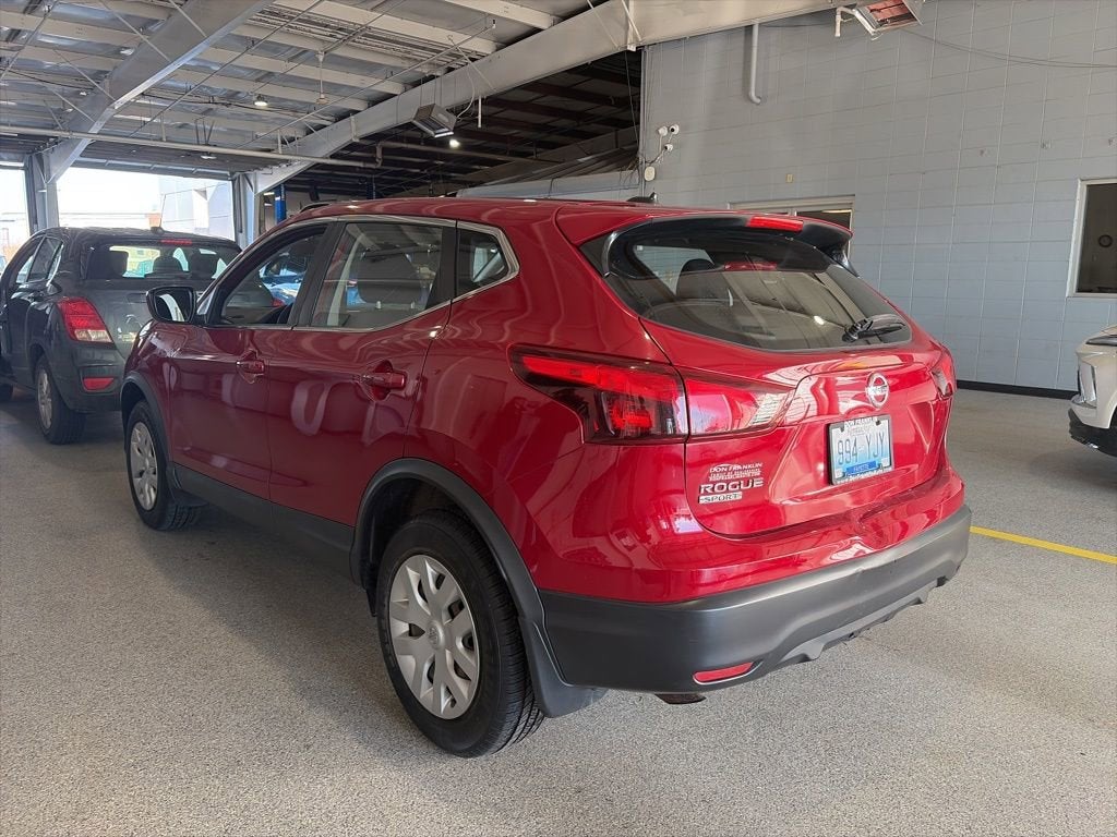 2018 Nissan ROGUE SPORT Base