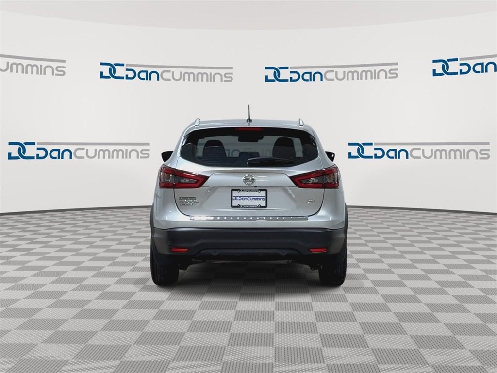 2020 Nissan Rogue Sport SV