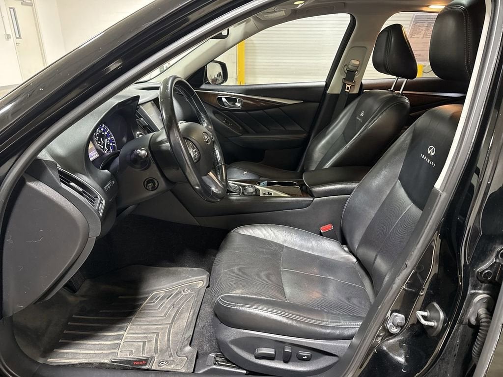 2014 INFINITI Q50 Premium