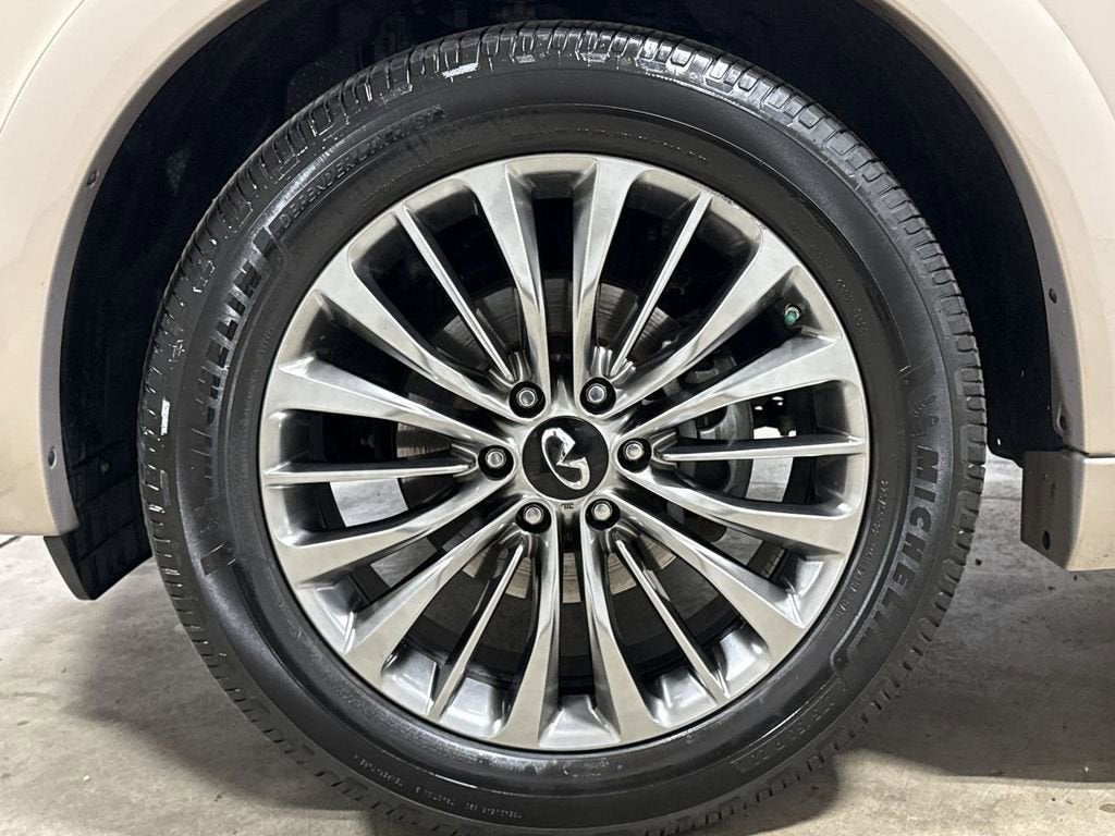 2019 INFINITI QX80 LUXE