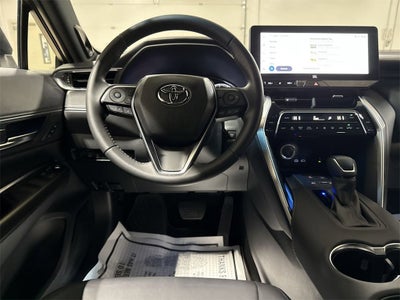 2024 Toyota Venza LE