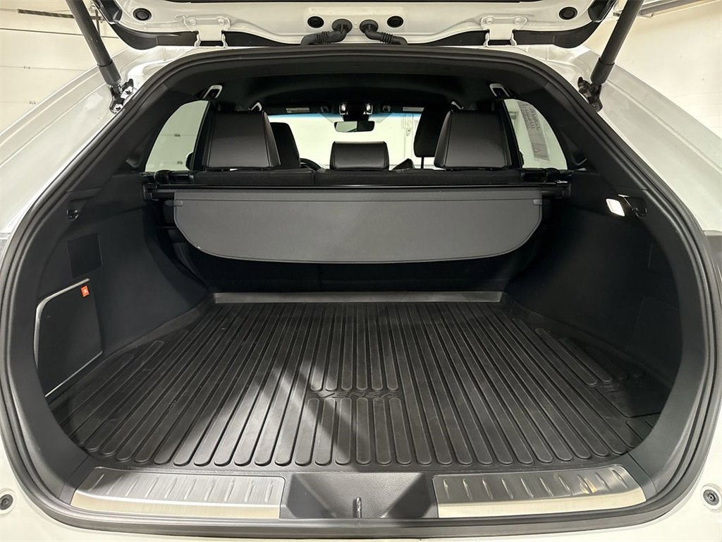 2024 Toyota Venza LE