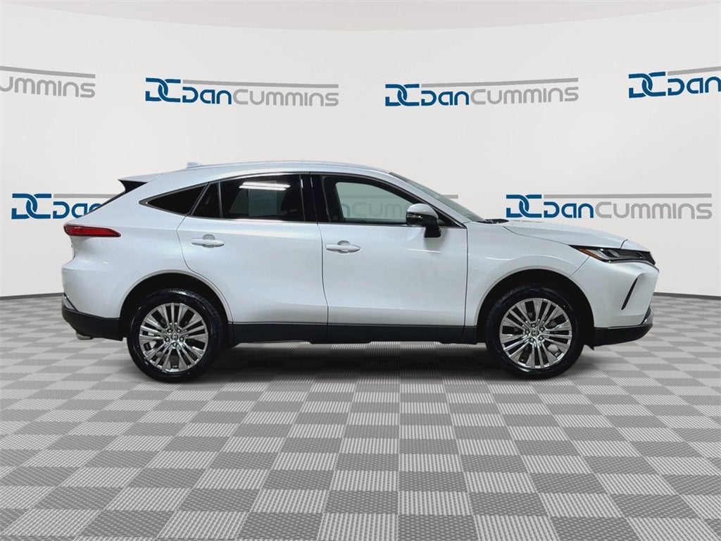 2024 Toyota Venza LE