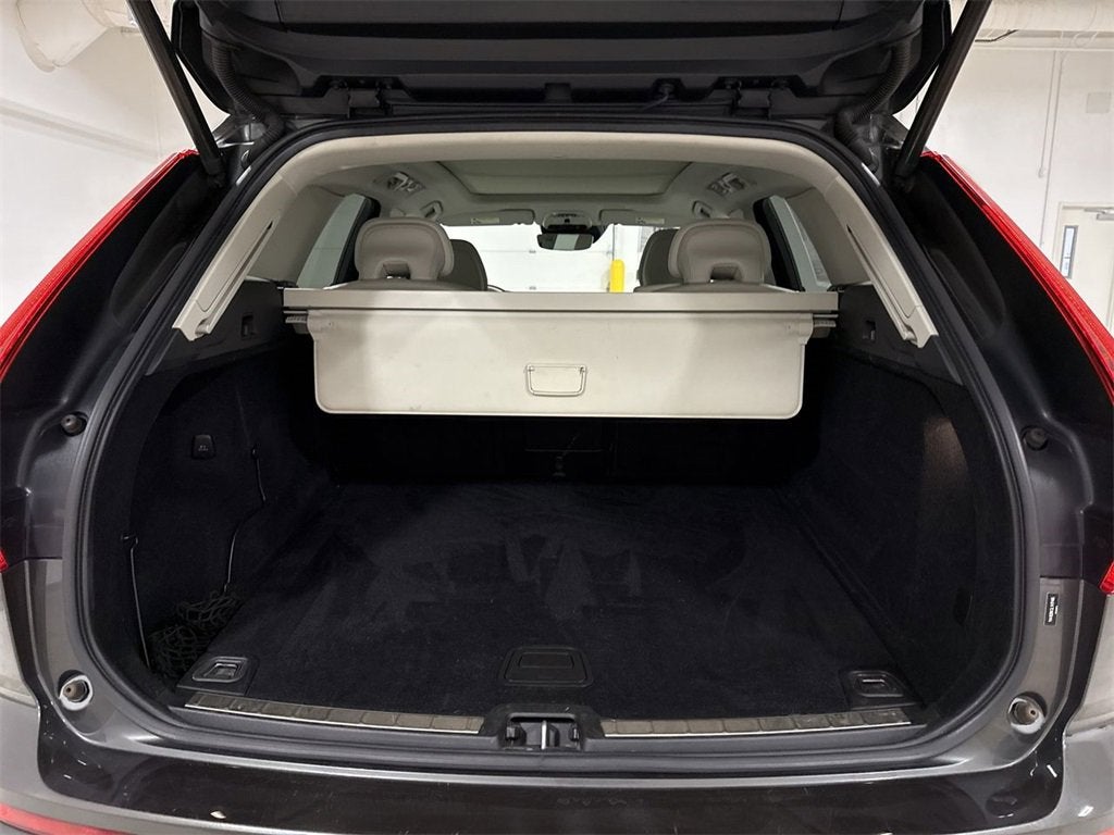 2020 Volvo XC60 Momentum