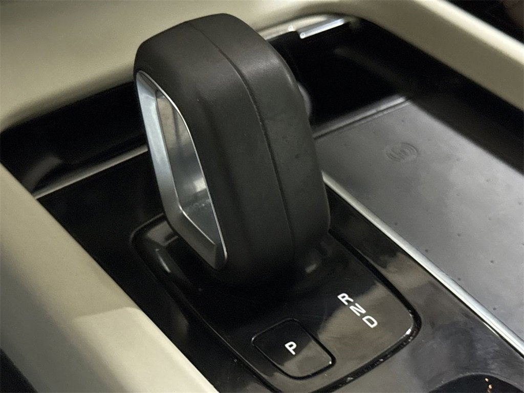 2022 Volvo XC60 Momentum