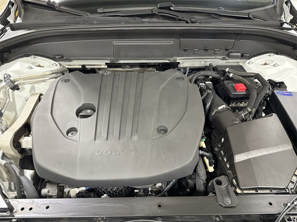 2022 Volvo XC60 Momentum