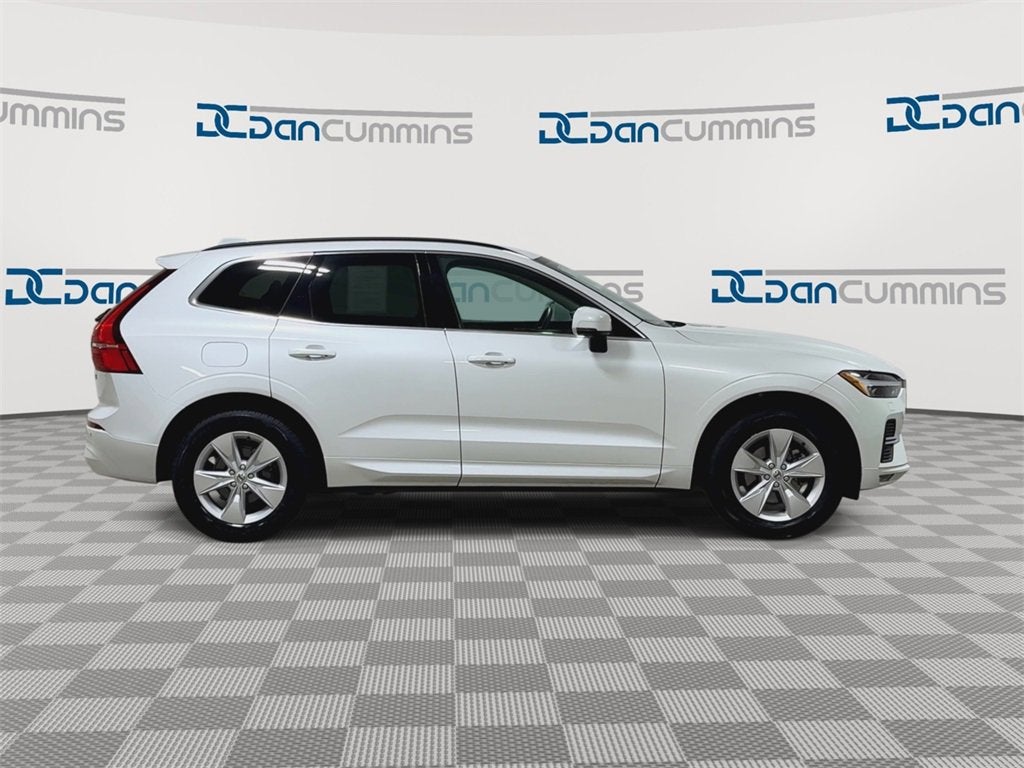 2022 Volvo XC60 Momentum