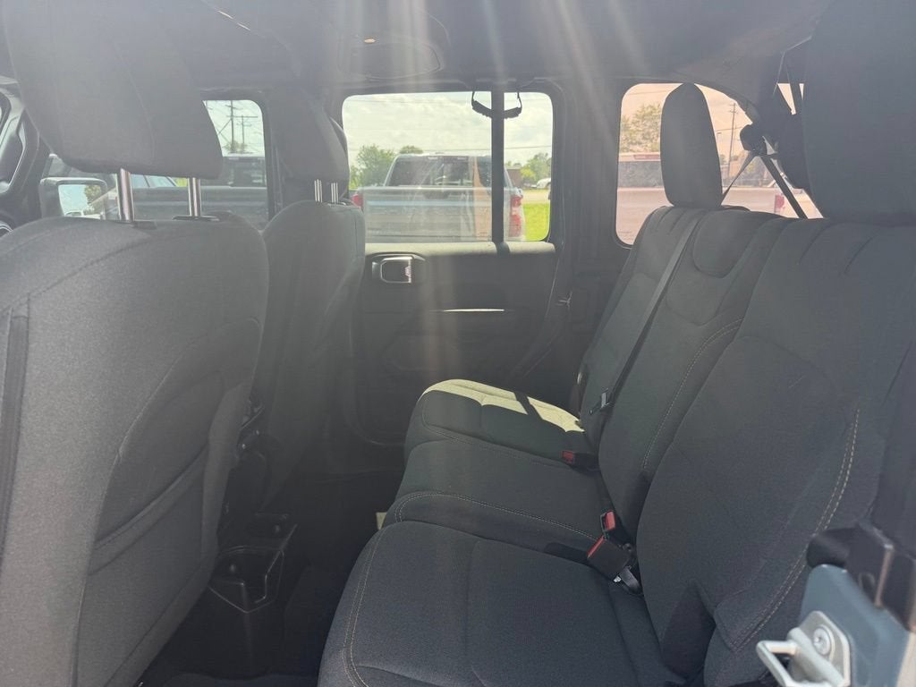 2024 Jeep Wrangler Sahara