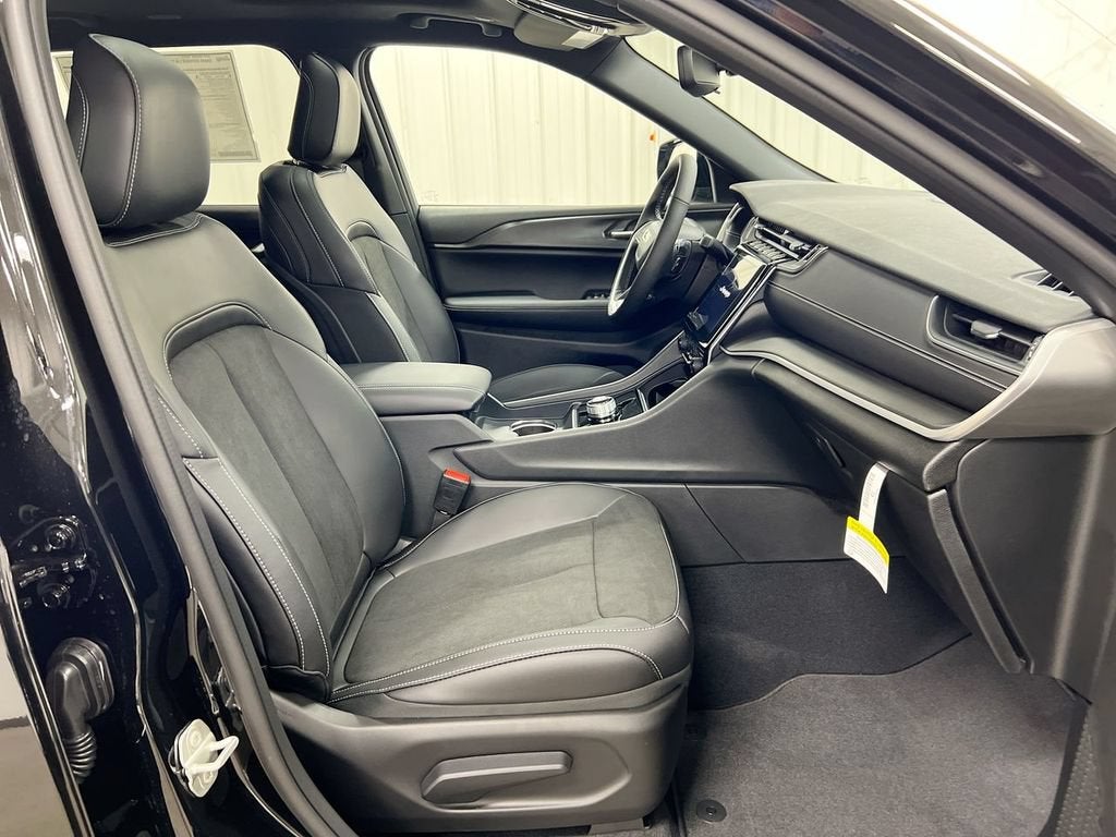 2023 Jeep Grand Cherokee L Altitude X