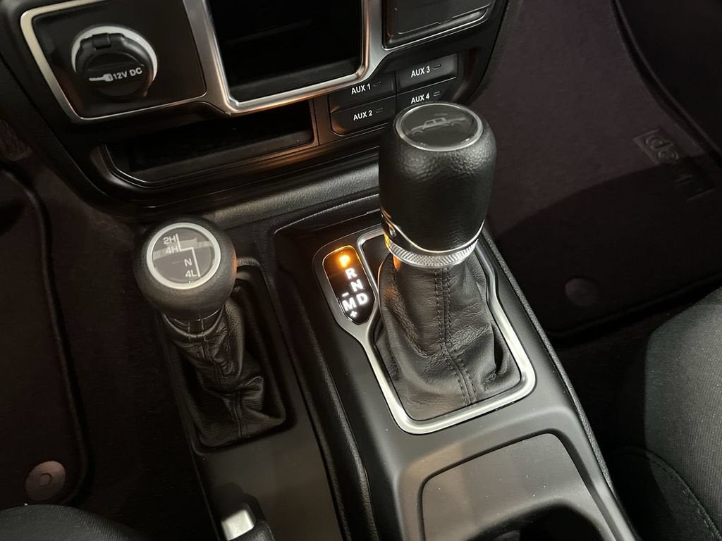 2023 Jeep Gladiator Sport