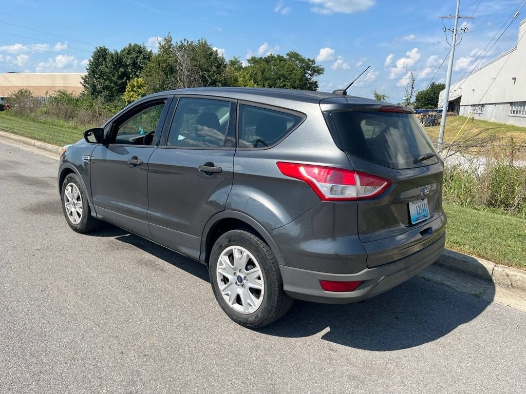 2016 Ford Escape S