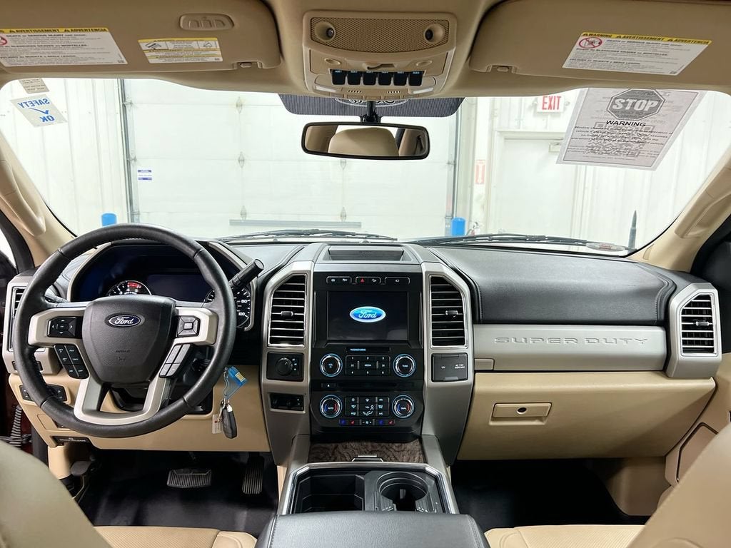 2017 Ford Super Duty F-350 DRW Lariat