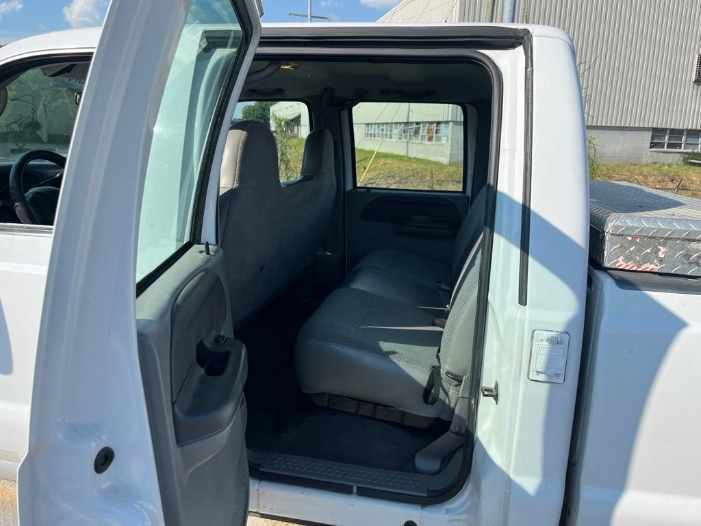 2004 Ford Super Duty F-250 XL