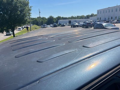 2004 Ford Super Duty F-350 SRW XL