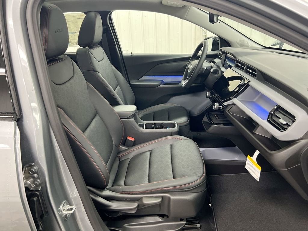 2027 Chevrolet Bolt RS - Photo 23